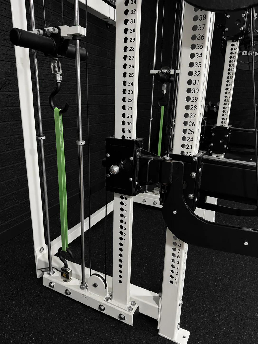 PowerCurve adjustable carriage and numbered rack positions