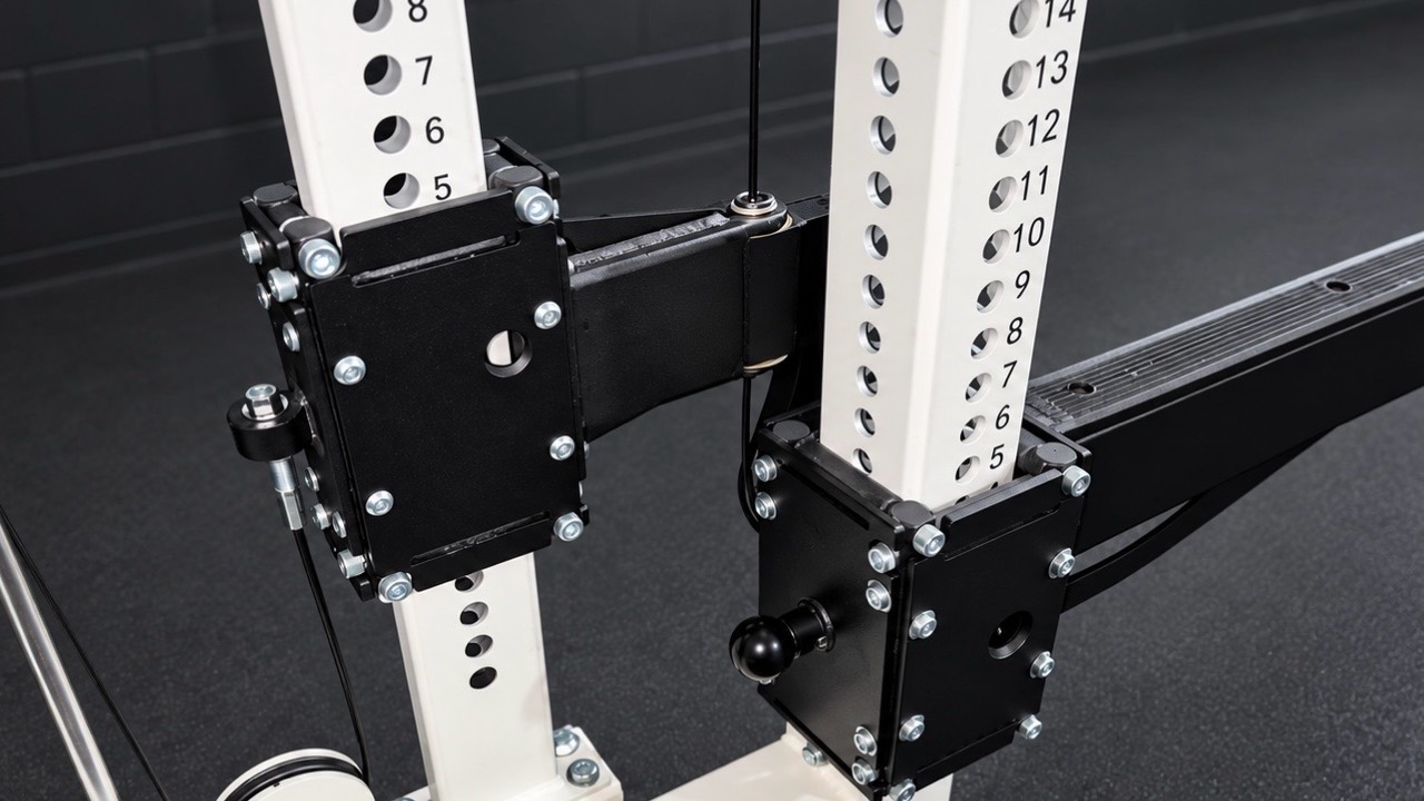 PowerCurve adjustable carriages and numbered upright positions for repeatable setup